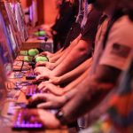 Jeux vidéo _ Le joueur moyen est une femme de 40 ans… Ça ressemble à quoi un gamer en 2025 _